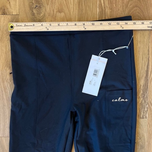 NWT Women's Calme Ease Split Leg Flare Black Leggings SZ L - Picture 3 of 6